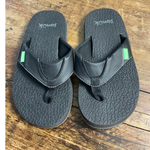 Sanuk Root Beer Cozy - Youth size 13-1 - Picture 1 of 4